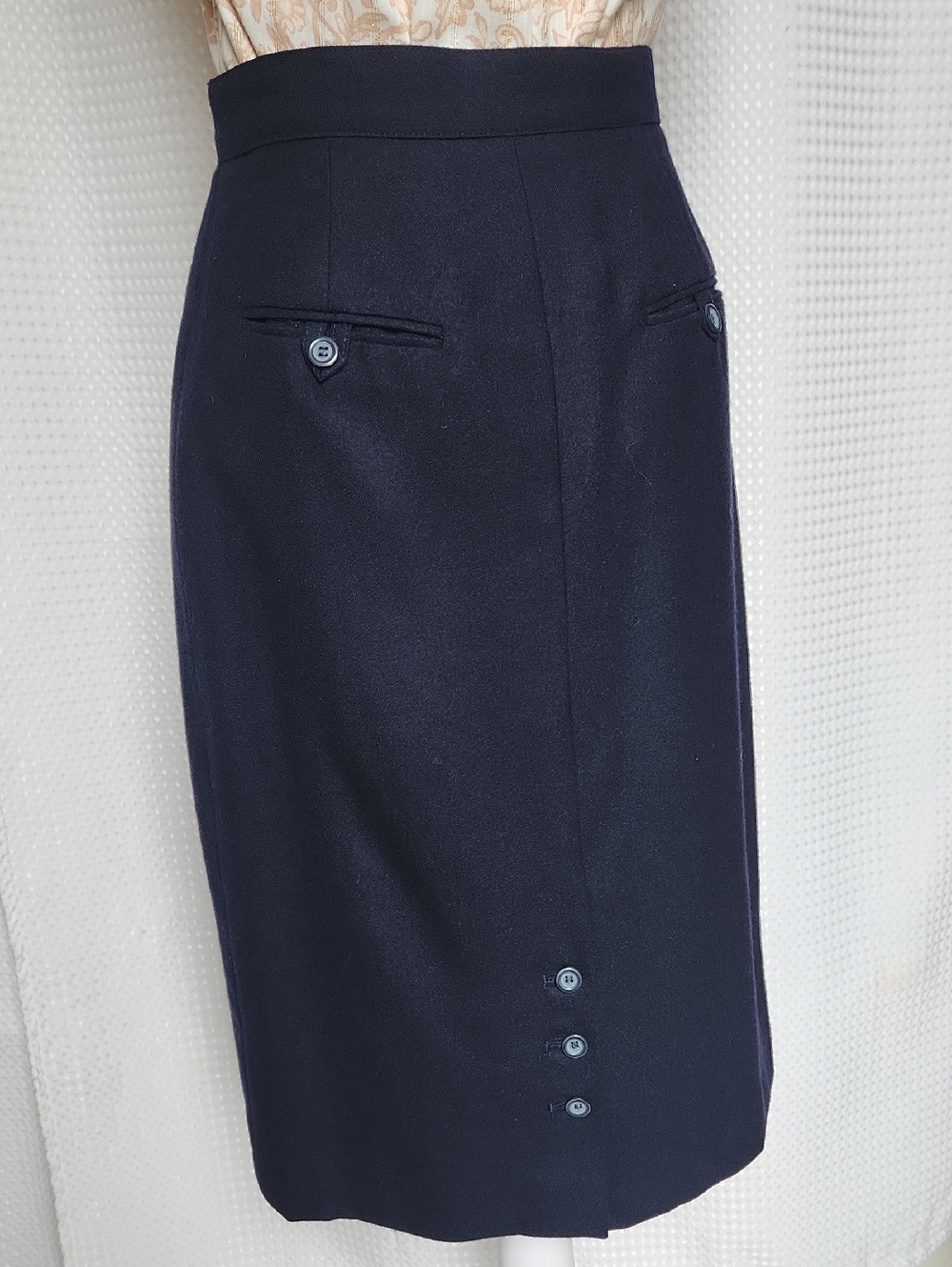 Vintage Giorgio Sant’Angelo Navy 100% Wool Pencil Skirt 8 Button Modest Academia - Picture 4 of 10